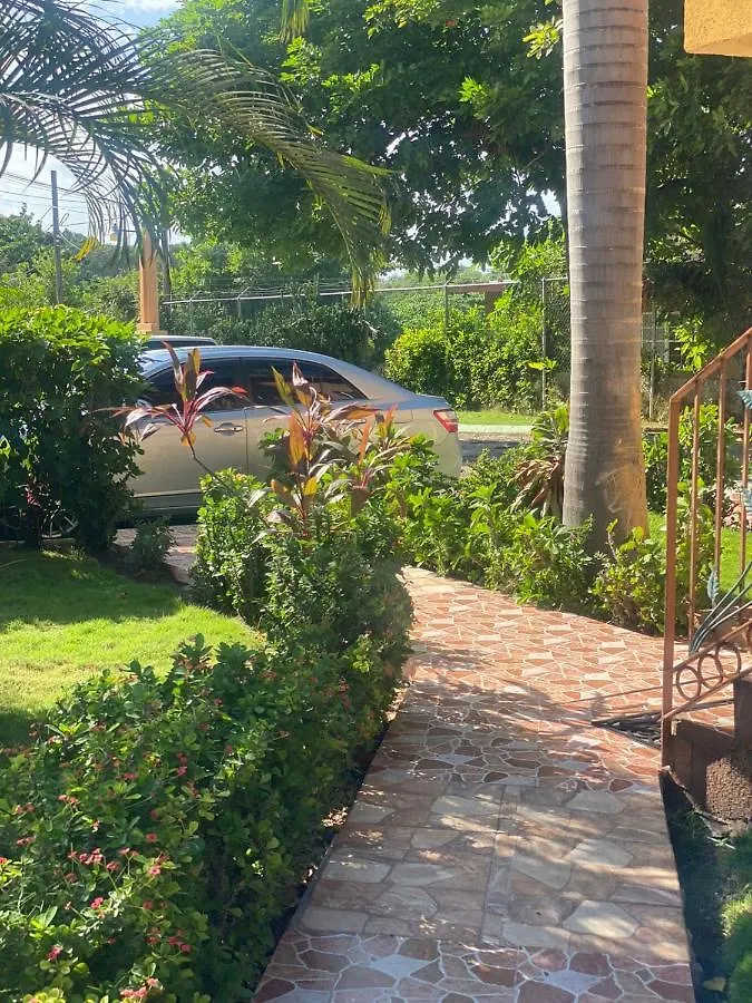 Montego Bay, Ironshore Luxury Studio Apartamento Montego Bay